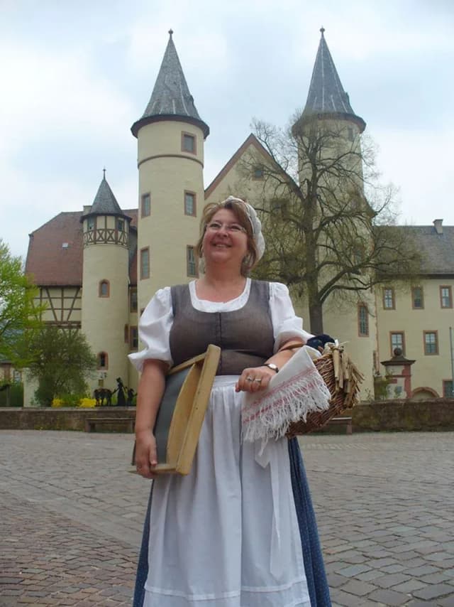 Lohrer Waschweib bei einer Kostümführung